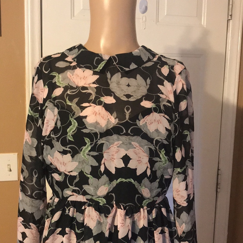Alec led filles floral dress - Picture 2 of 8